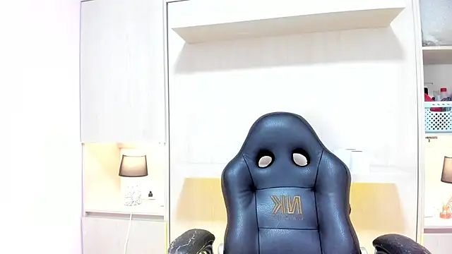 tamaraa smiith online show from October 28, 7:46 pm