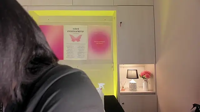 Snapshot of tamaraa_smiith chatting on February 7, 7:44 pm tamaraa smiith online show from February 7, 7:44 pm