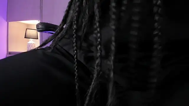 tamaraa smiith online show from September 30, 7:42 pm