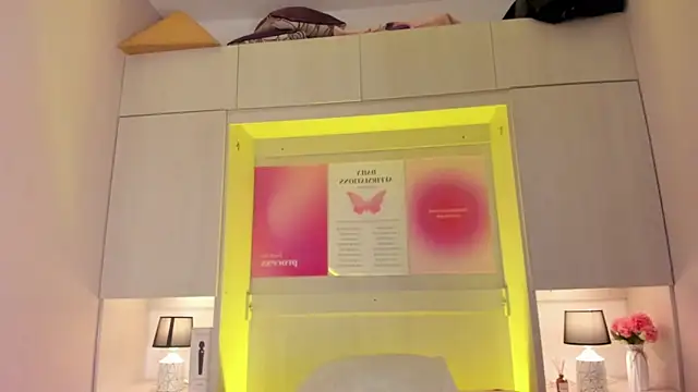 Snapshot of tamaraa_smiith chatting on February 1, 12:47 pm tamaraa smiith online show from February 1, 12:47 pm