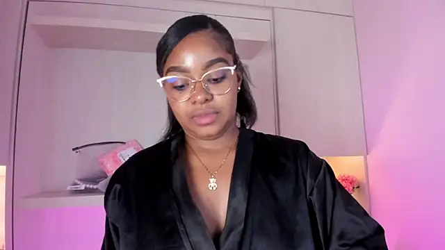 tamaraa smiith online show from November 27, 7:36 pm