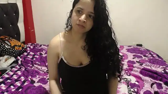 Katty Bones online show from December 20, 4:37 am