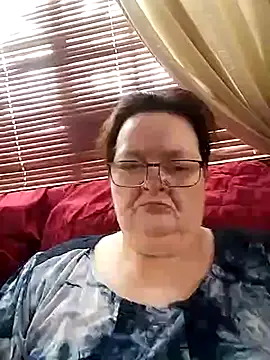 Bayou Woman68 online show from January 9, 4:03 pm