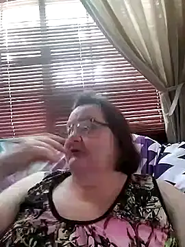 Bayou Woman68 online show from June 21, 2:23 pm