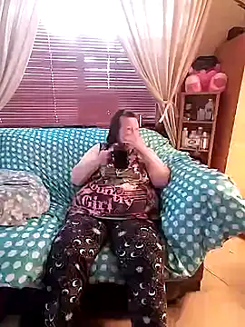 Bayou Woman68 online show from June 15, 3:01 pm