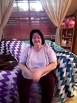 Bayou Woman68 online show from July 7, 11:52 pm