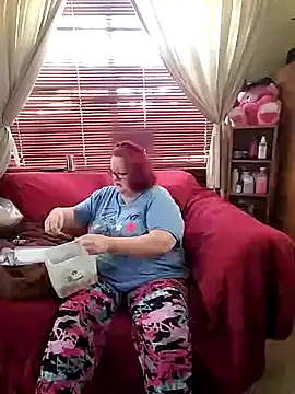 Bayou Woman68 online show from July 4, 1:37 pm