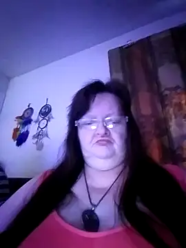 Snapshot of Bayou_Woman68 chatting on December 5, 3:54 pm Bayou Woman68 online show from December 5, 3:54 pm