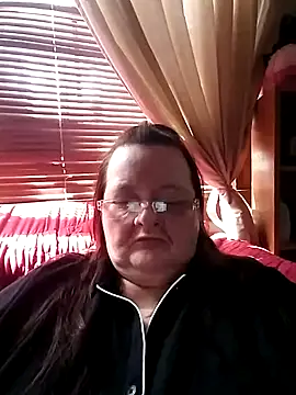 Snapshot of Bayou_Woman68 chatting on September 20, 3:50 pm Bayou Woman68 online show from September 20, 3:50 pm
