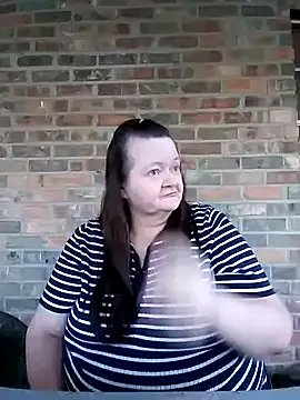 Snapshot of Bayou_Woman68 chatting on October 29, 10:31 pm Bayou Woman68 online show from October 29, 10:31 pm