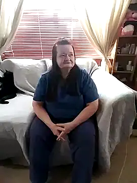 Snapshot of Bayou_Woman68 chatting on September 15, 3:34 pm Bayou Woman68 online show from September 15, 3:34 pm