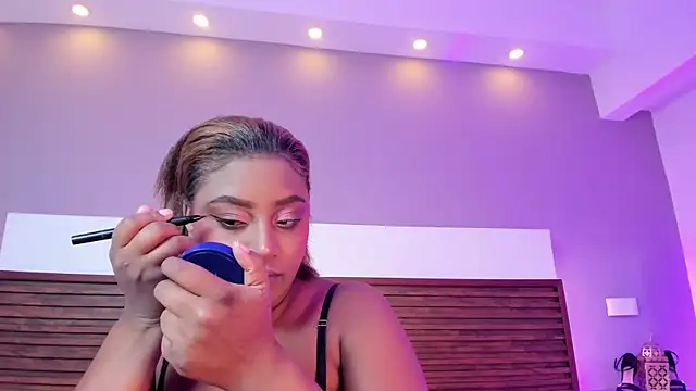 Adelehottman online show from April 11, 6:21 am