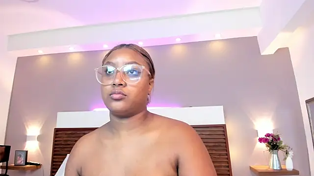 Adelehottman online show from February 16, 7:23 pm