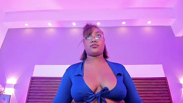 Adelehottman online show from April 3, 1:34 am