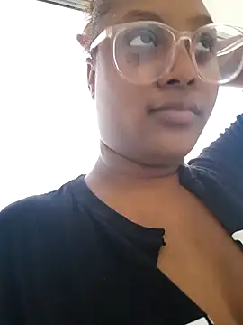 Adelehottman online show from January 7, 7:52 pm