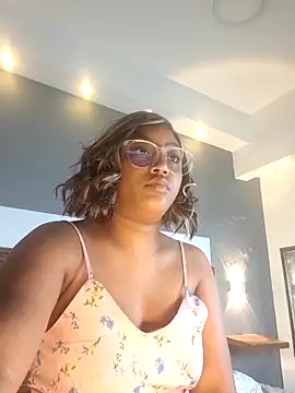 Adelehottman online show from November 8, 2:20 pm