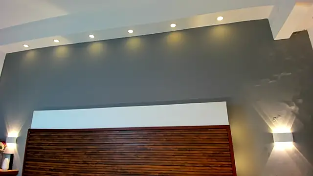 Adelehottman online show from October 2, 1:36 pm