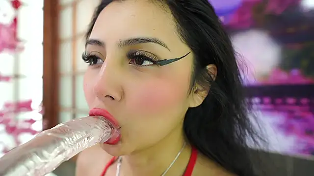 miss lizith online show from December 15, 11:05 am