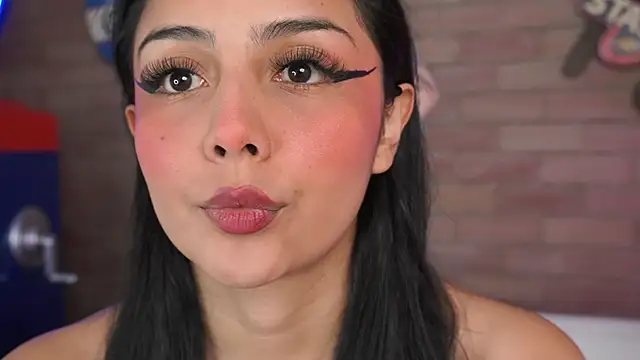 miss lizith online show from April 3, 11:05 am