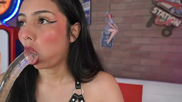 miss lizith online show from April 13, 11:03 am