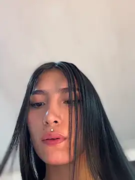 Snapshot of Milena-1 chatting on November 9, 10:19 am Milena-1 online show from November 9, 10:19 am