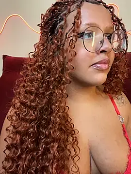 Snapshot of 99_Lilith chatting on November 18, 1:10 am 99 Lilith online show from November 18, 1:10 am