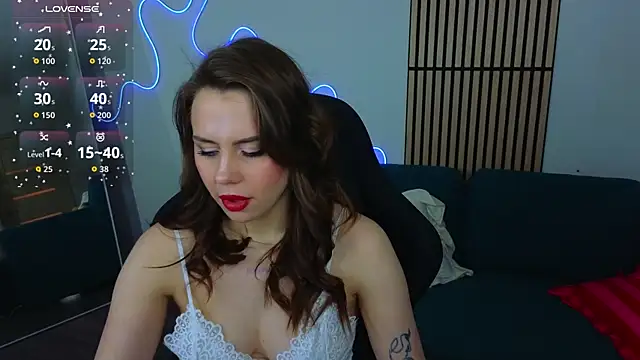 Snapshot of Aisha_Riley chatting on February 8, 3:10 pm Aisha Riley online show from February 8, 3:10 pm