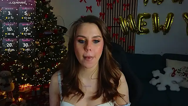 Snapshot of Aisha_Riley chatting on January 13, 3:16 pm Aisha Riley online show from January 13, 3:16 pm