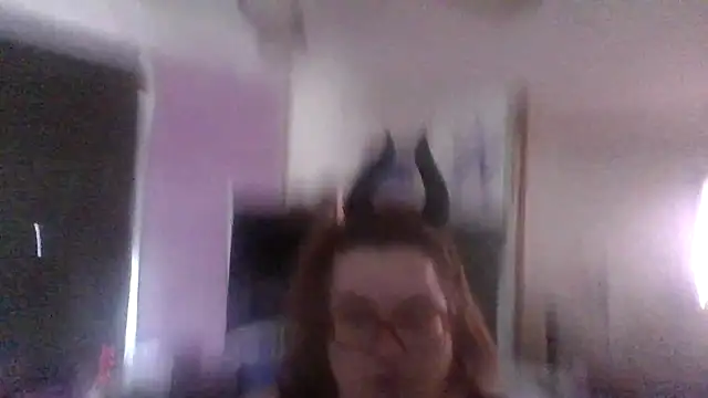 Snapshot of Sweetexibition chatting on March 22, 5:20 pm Sweetexibition online show from March 22, 5:20 pm