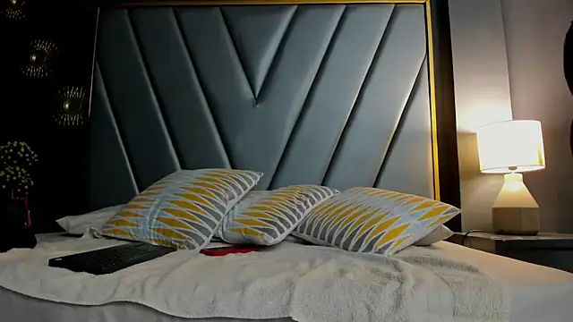 BrendaAdams  online show from October 22, 10:47 am