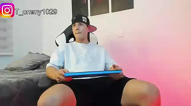 Tommy Jos online show from March 1, 2:15 am