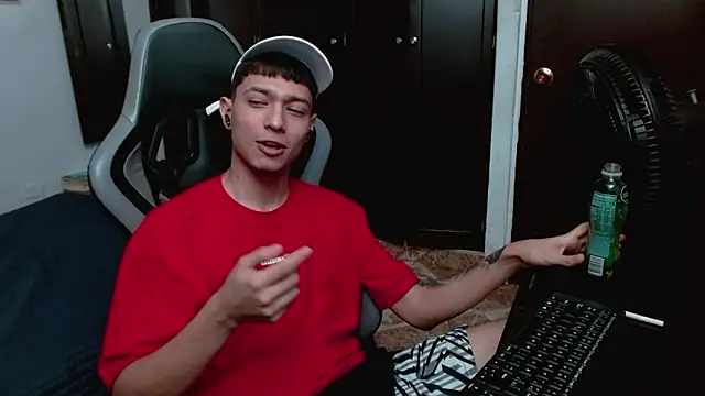 aaron blug online show from February 8, 10:07 pm