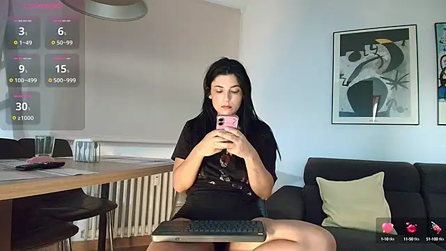 Snapshot of Arya_33 chatting on October 7, 6:47 am Arya 33 online show from October 7, 6:47 am