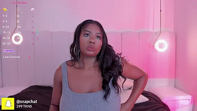 Snapshot of _huge_boobs_ebony chatting on October 2, 7:28 pm huge boobs ebony online show from October 2, 7:28 pm