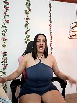 ariana lavoie- online show from November 4, 8:12 pm