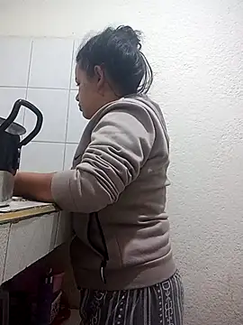  Miaaleon online show from February 5, 10:11 am