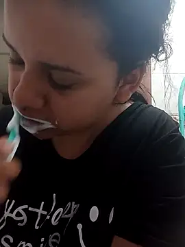  Miaaleon online show from February 7, 9:50 am