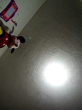  Miaaleon online show from April 10, 10:11 am