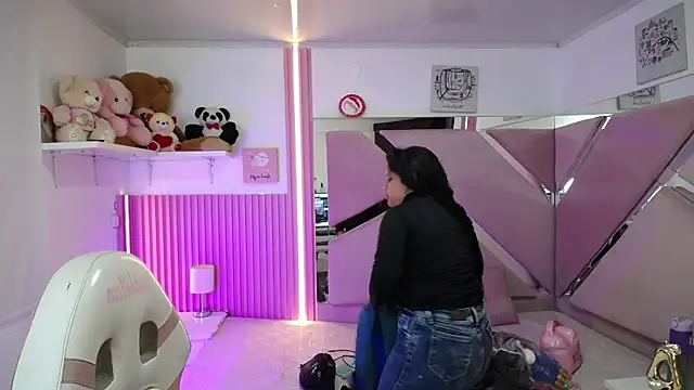  Miaaleon online show from January 10, 12:22 pm