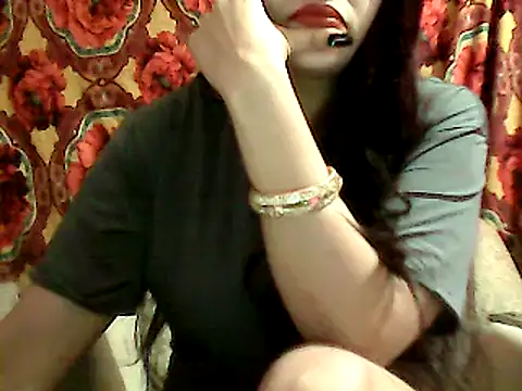 Snapshot of CuteBhabhi10 chatting on December 8, 6:17 pm CuteBhabhi10 online show from December 8, 6:17 pm