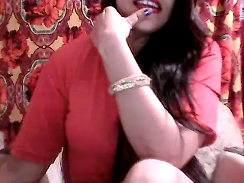 Snapshot of CuteBhabhi10 chatting on December 5, 9:33 pm CuteBhabhi10 online show from December 5, 9:33 pm