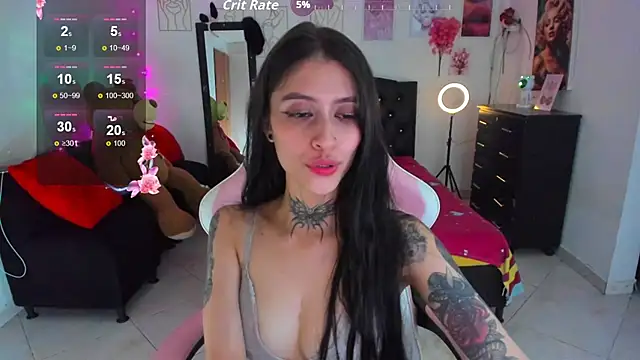 Snapshot of Melanny_lopez18 chatting on July 22, 9:33 am Melanny lopez18 online show from July 22, 9:33 am