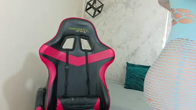 emy 0 online show from April 12, 2:53 pm