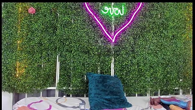 emy 0 online show from March 14, 8:10 am