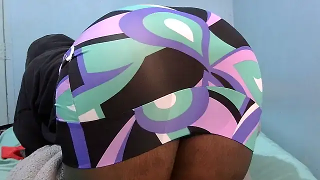 medinahswee online show from December 21, 5:58 pm