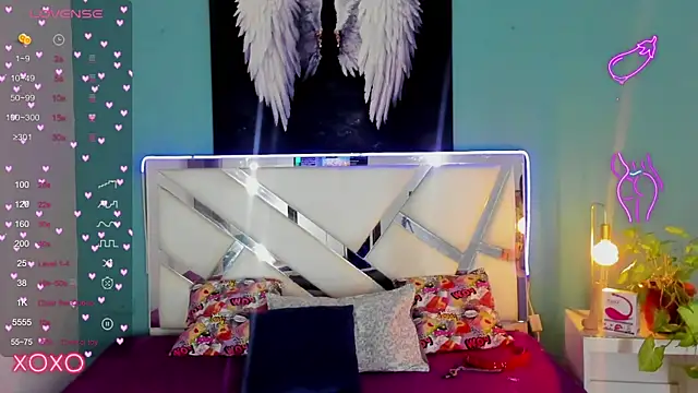 Snapshot of dominic_thailor chatting on March 2, 4:36 pm dominic thailor online show from March 2, 4:36 pm