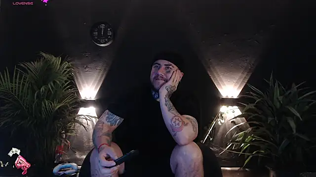 Ash gusbig online show from February 16, 11:06 pm