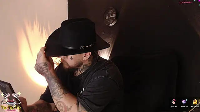 Ash gusbig online show from January 14, 2:19 am