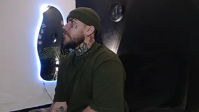 Ash gusbig online show from March 21, 1:34 am