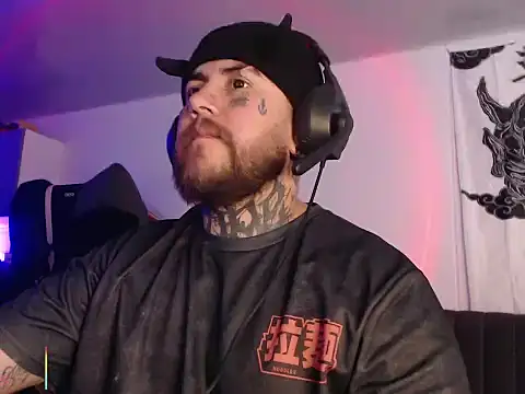 Ash gusbig online show from February 28, 3:39 am